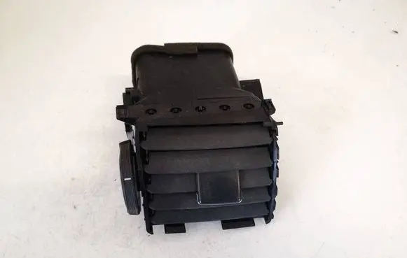 Toyota Auris 150 Dash center air vent grill 1556442050