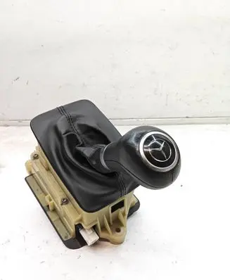 Mercedes-Benz C W204 Gear shifter/selector A2042677524