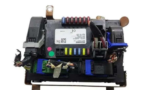 Fiat 500E BSM Control unit 00522008060 52200806