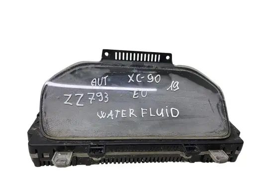 Volvo XC90 Speedometer (instrument cluster) P32233788AC