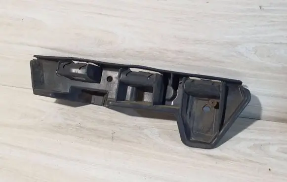 Renault Master III Fender mounting bracket 960160002R