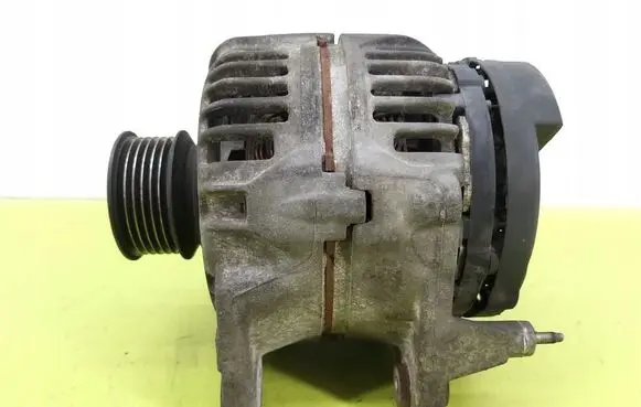 Volkswagen Bora Generator/alternator 028903028C