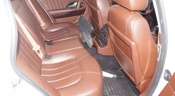 Maserati Quattroporte Seat set 