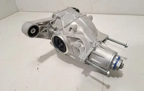 BMW X6 G06 Rear differential 8849913