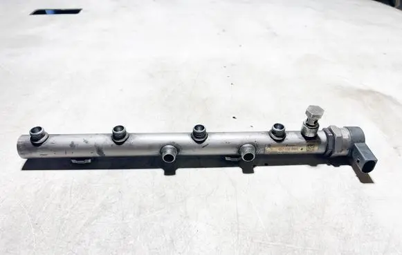 Audi Q7 4L Fuel main line pipe 057130764F 057130090L