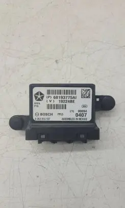 Chrysler Pacifica Parking PDC control unit/module 68193775AI P68193775AI