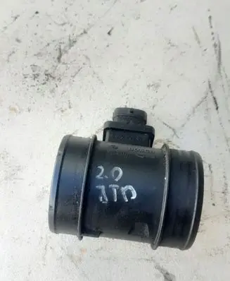 Alfa Romeo Giulietta Mass air flow meter F00C2G8003