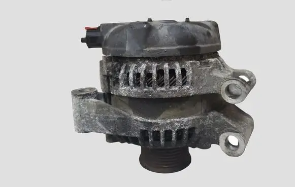 Land Rover Range Rover Sport L320 Generator/alternator YLE500420 1042103951