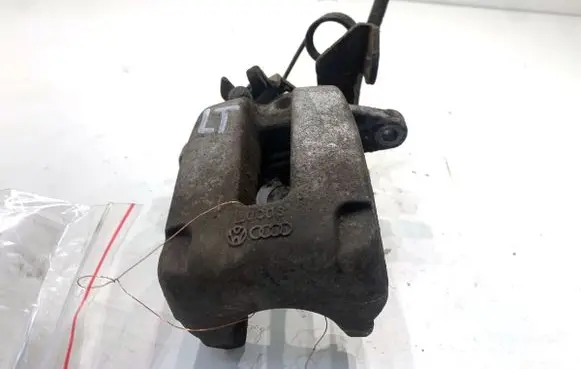 Volkswagen PASSAT B5.5 Rear brake caliper