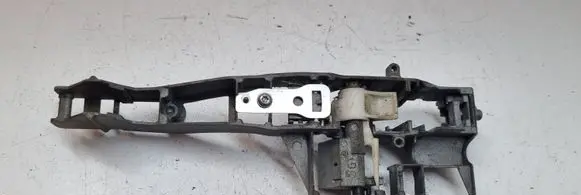 Rear door exterior handle/bracket