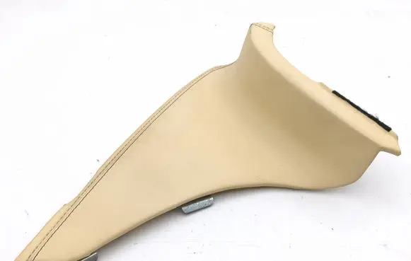 Maserati Quattroporte Centre console side trim front 