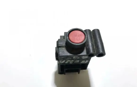 Ford Mondeo MK II Fuel cut-off switch f2ab9341aa f2ab-9341-aa