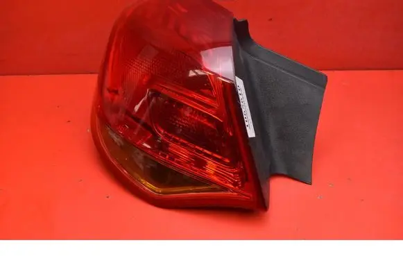 Opel Astra J Rear/tail lights 13306459