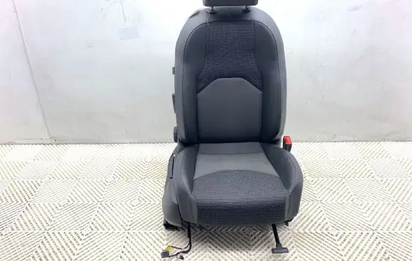 Seat Leon (5F) Front passenger seat 