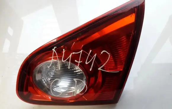 Nissan Qashqai Tailgate rear/tail lights 26550jd800