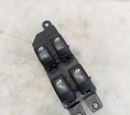 Hyundai Santa Fe Electric window control switch 9357026100 9357026000 S41H215S1D