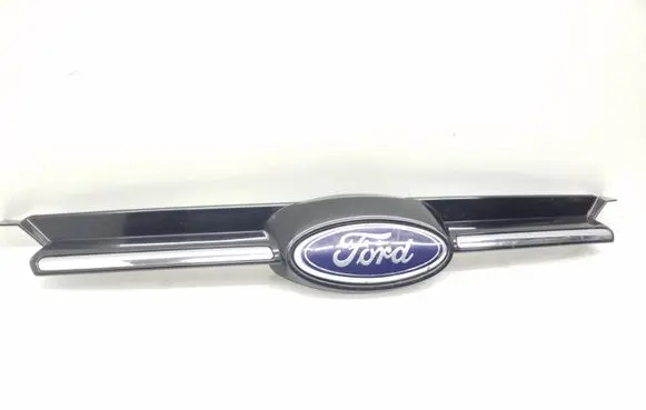 Ford Focus Front bumper upper radiator grill BM518A133C