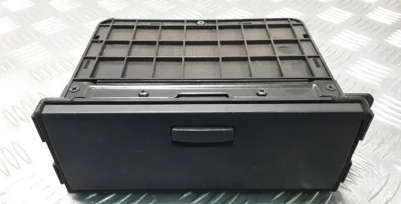 Chevrolet Captiva Dashboard storage box/compartment TBX38