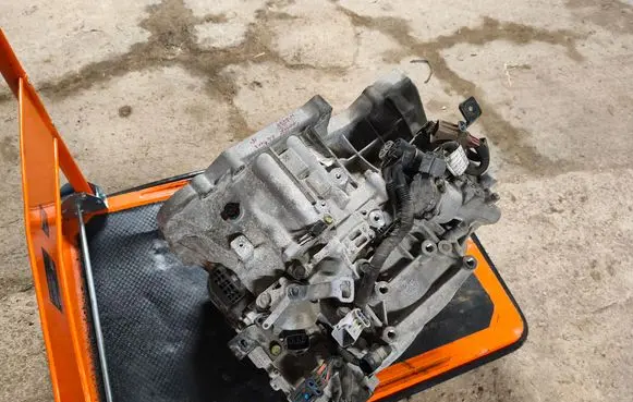 KIA Sportage Automatic gearbox M88U
