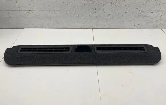 Volkswagen Golf Plus Other trunk/boot trim element 5M0868077A