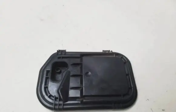 Audi A6 S6 C6 4F Headlight/headlamp dust cover 16016400