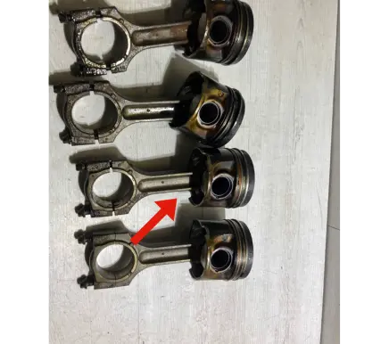 BMW X3 E83 Piston with connecting rod