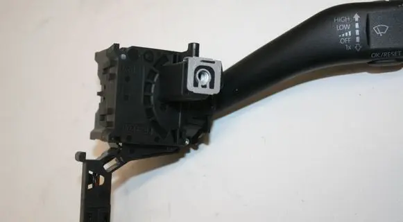 Volkswagen Golf V Wiper control stalk 1K0953519J 01203516 20351630044350