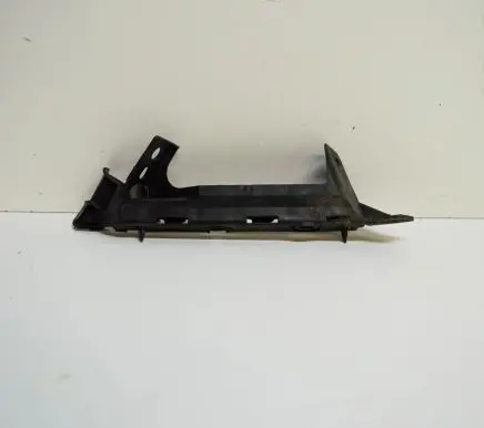 Seat Ibiza IV (6J,6P) Front bumper mounting bracket