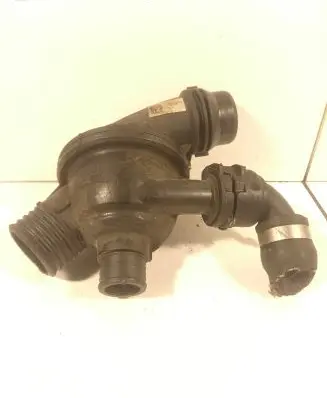 Thermostat/thermostat housing