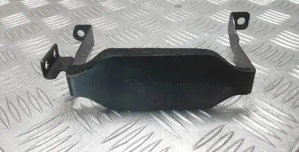 Battery bracket