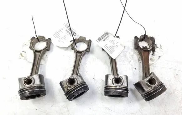 Skoda Octavia Mk3 (5E) Piston TŁOK + KORBOWÓD SZTUKA