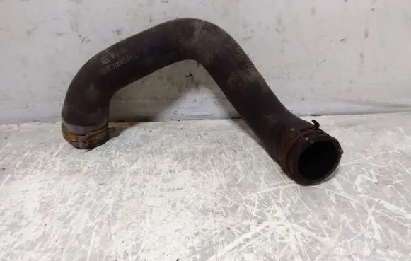Opel Zafira A Engine coolant pipe/hose 90573220 1301637