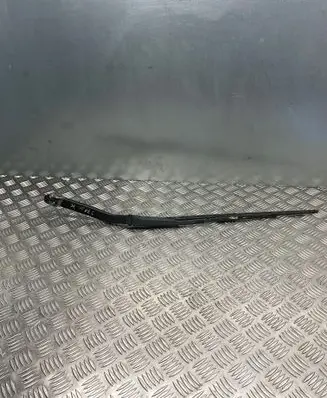 Nissan 370Z Windshield/front glass wiper blade 