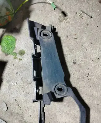 Smart ForTwo I Front bumper mounting bracket 0000916 12410