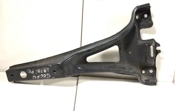 Volkswagen Golf IV Radiator support slam panel bracket 1J0805569B