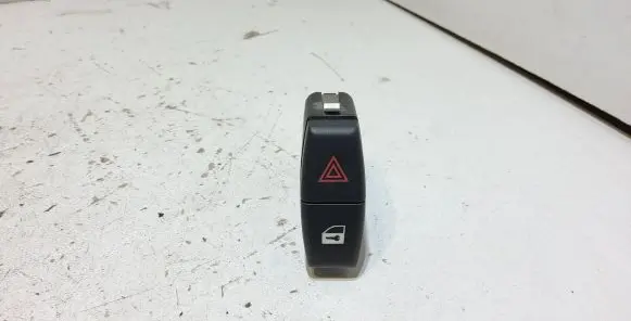 BMW 5 E60 E61 Hazard light switch 61316919506 6919506