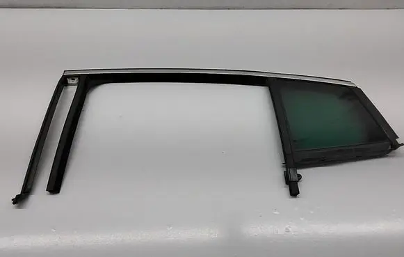 Opel Insignia B Rear vent window glass 39134440
