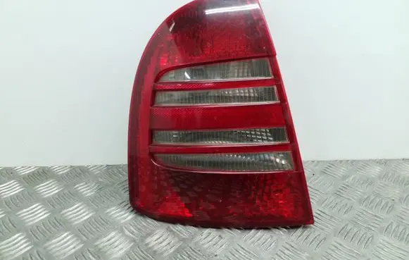 Skoda Superb B5 (3U) Rear/tail lights 3U5945095A 3U5945111A