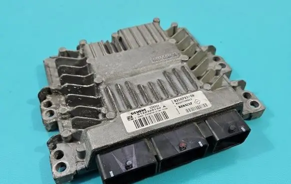 Renault Laguna III Engine control unit/module ECU 8200793109 IMPRK1600946