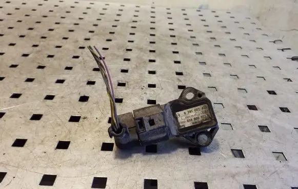 Audi A3 S3 8P Air pressure sensor 038906051C