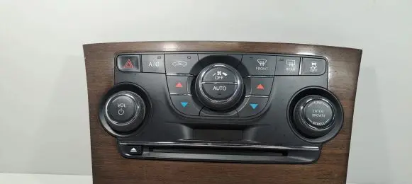 Lancia Thema Climate control unit 1UW96AAAAA