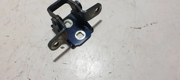 Opel Meriva B Front door lower hinge 388ABD0E