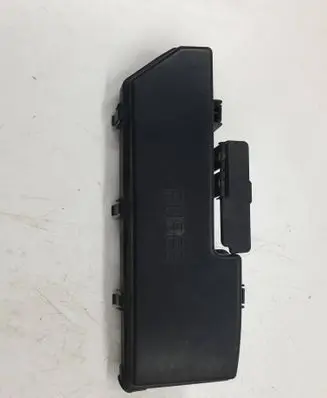 Volvo XC90 Fuse box cover 9494211