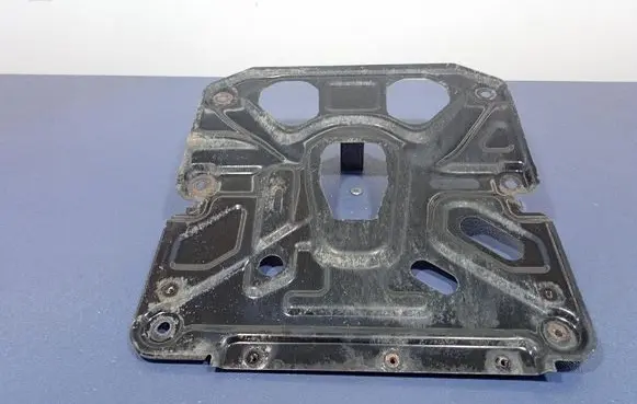 Mazda 3 II Front underbody cover/under tray 
