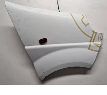 Opel Vivaro Fender