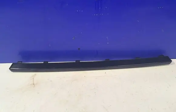 Volvo XC90 Front bumper splitter molding 31383799