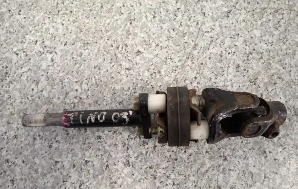 Nissan Almera Tino Steering wheel axle