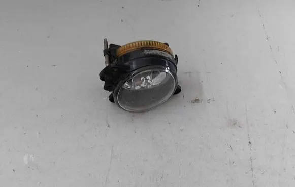Volkswagen Transporter - Caravelle T5 Front fog light