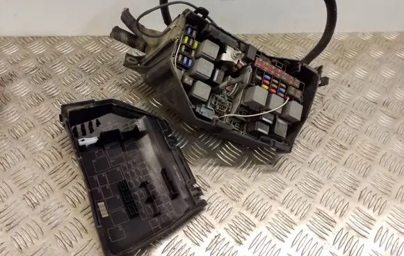 Ford S-MAX Fuse box set