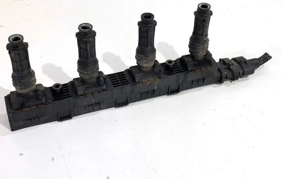 Opel Corsa D High voltage ignition coil 0221503472